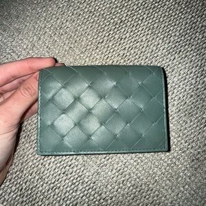 Bottega Veneta Green Intrecciato Leather Wallet (never used)
